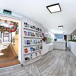 ゼン エアポート トレモリノス