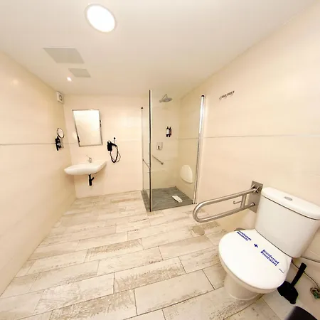 Hotel Zen Airport 4*